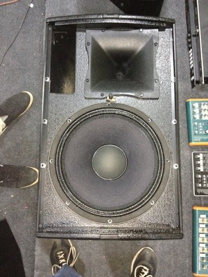 也許是中國最好的音箱!LA-B-15_供應信息_CA001中國音響第一網_最集中的音響人社區_音響|燈光|視頻|專業|門戶|網站